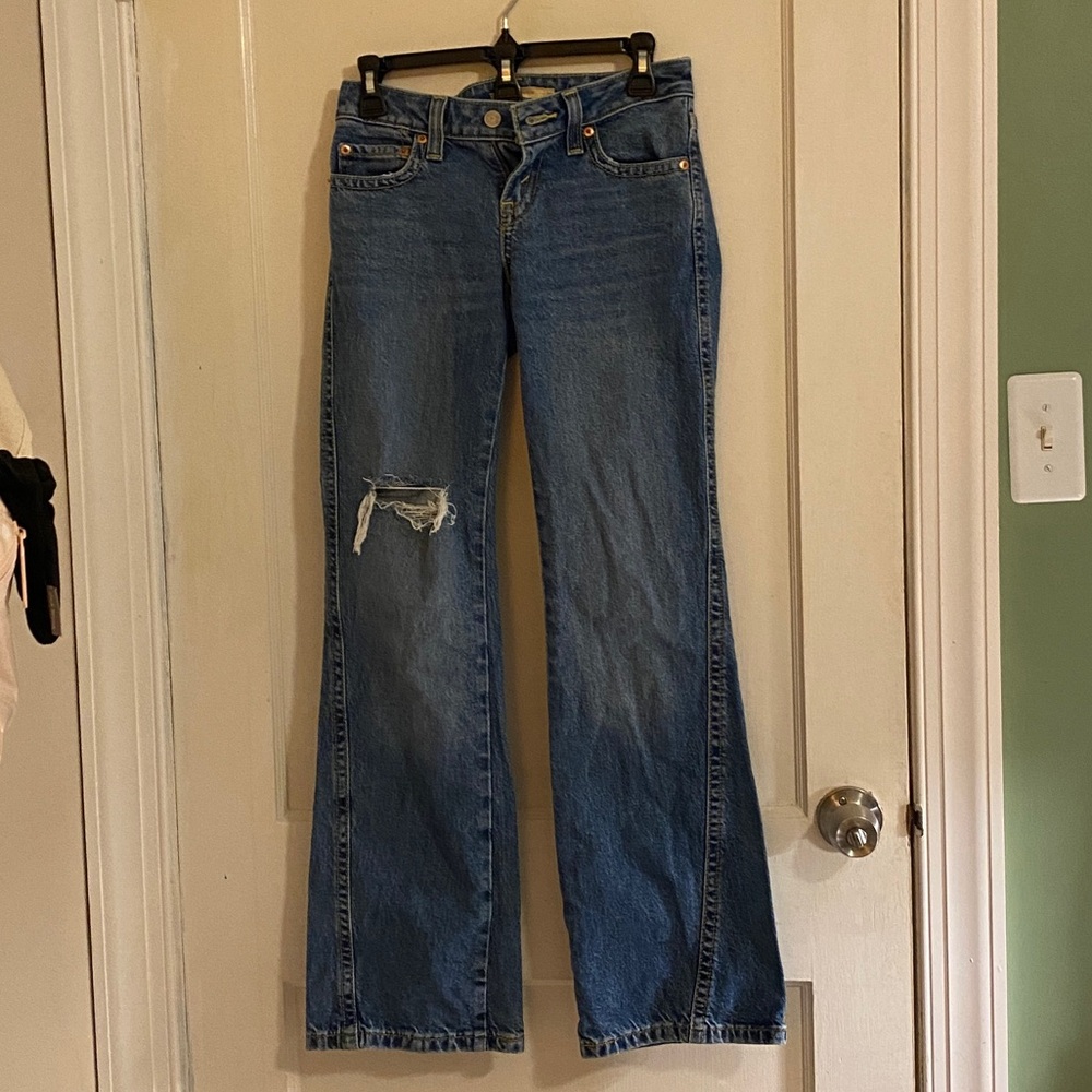 Ripped Levi’s Bootcut Jeans
